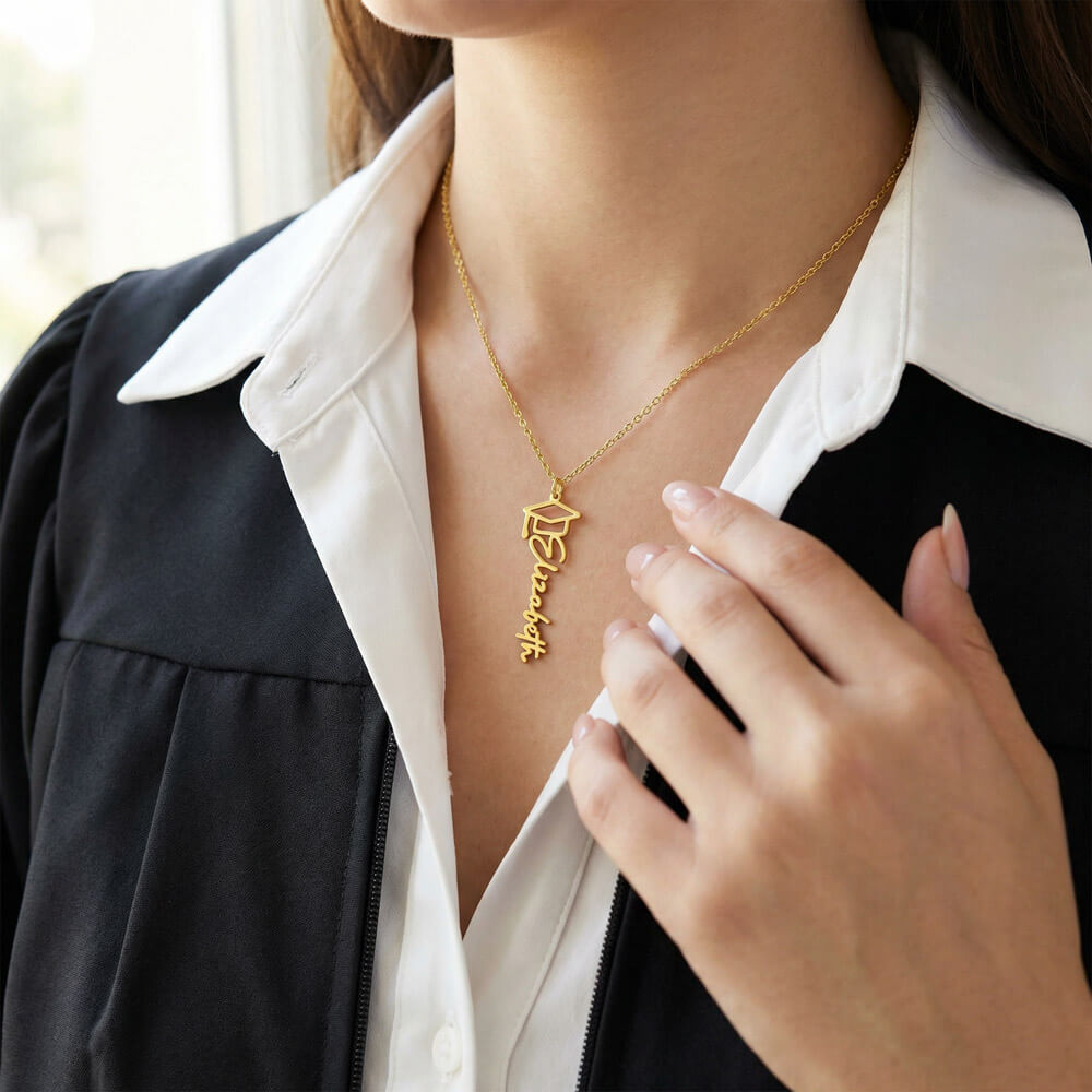 Collier Prénom pour Graduation Infirmière